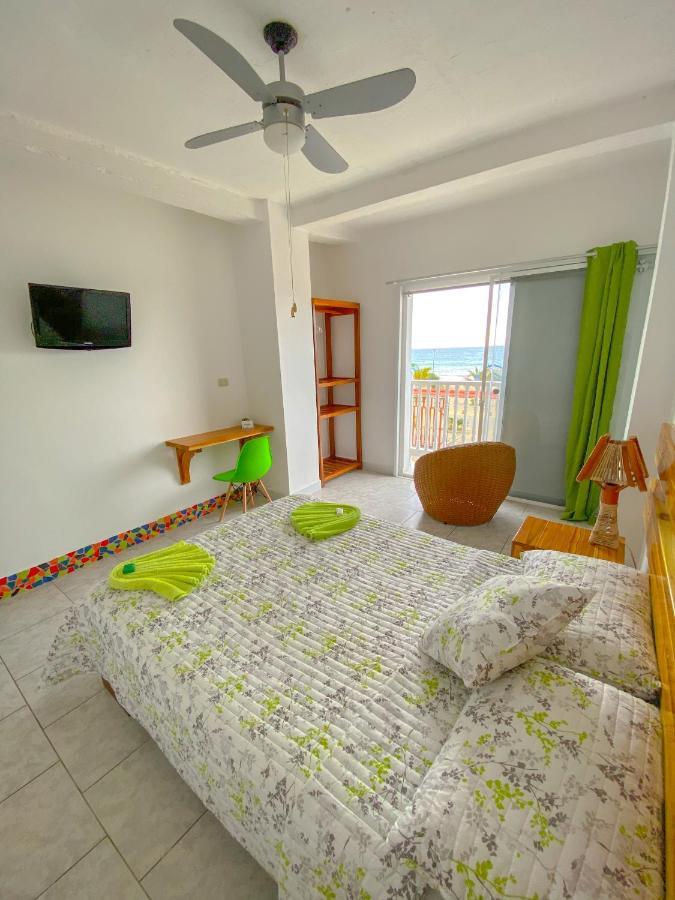 Whale House Hotel Пуэрто-Лопес Экстерьер фото