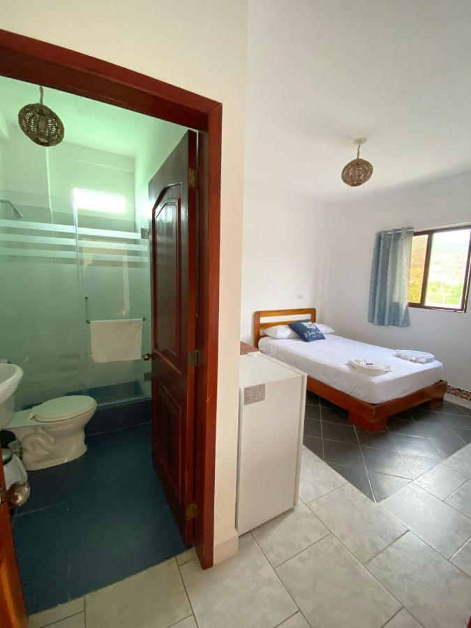 Whale House Hotel Пуэрто-Лопес Экстерьер фото